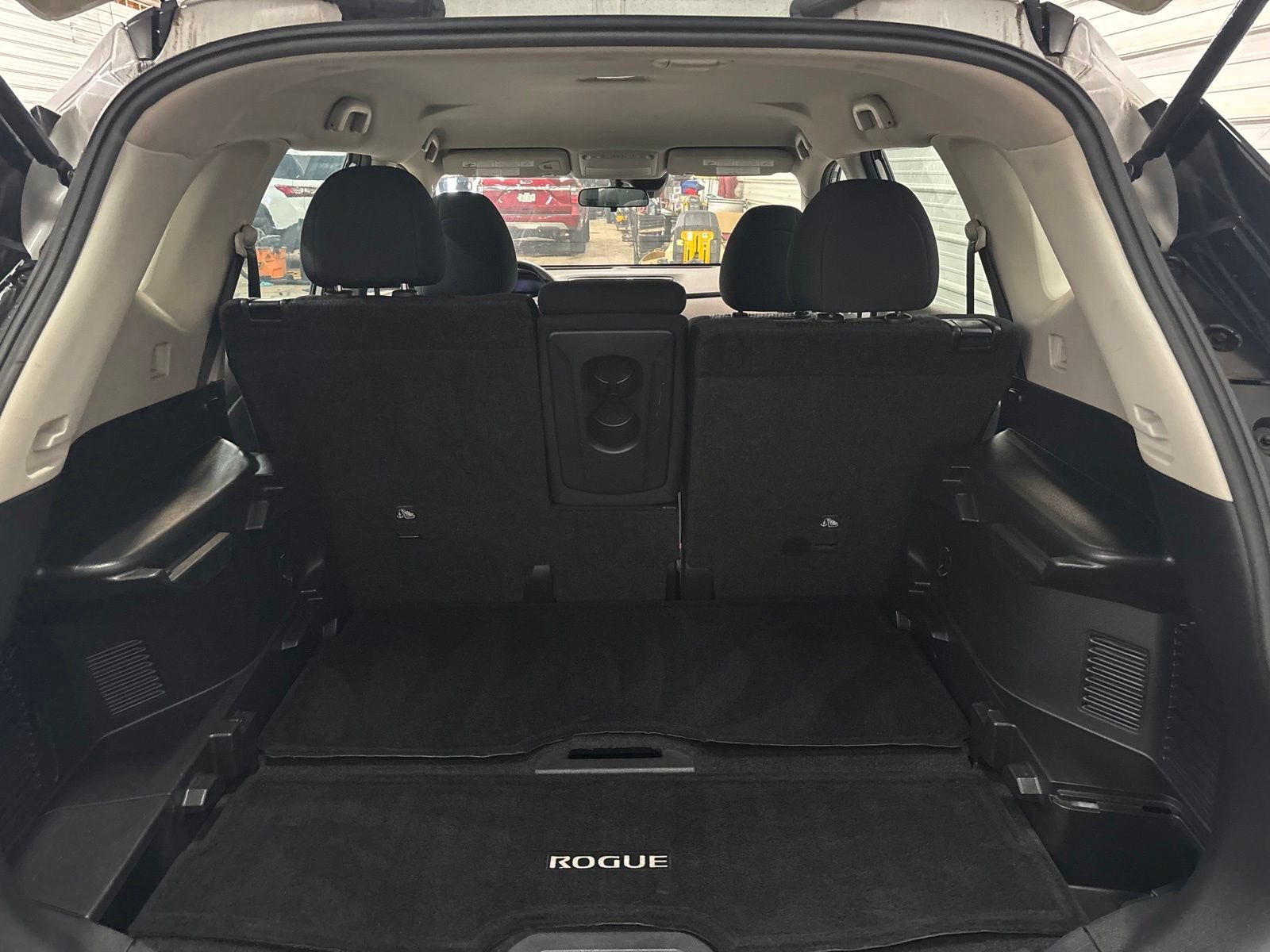 Used 2019 Nissan Rogue S AWD/4WD image 33