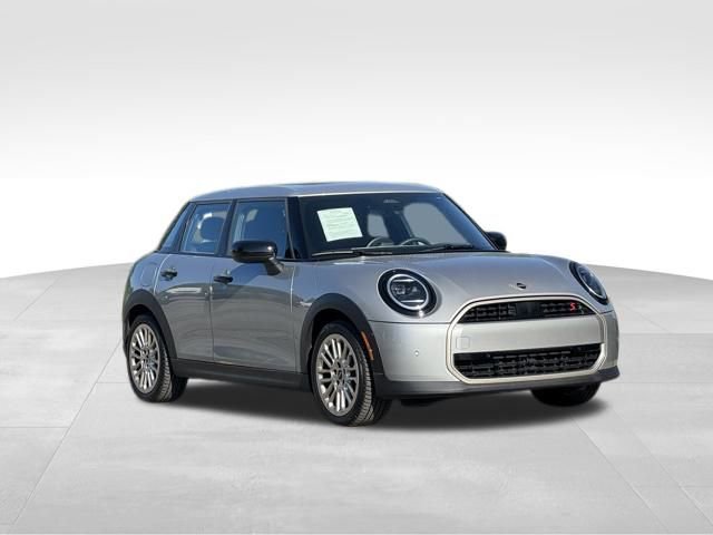 Used 2025 MINI Cooper S image 1