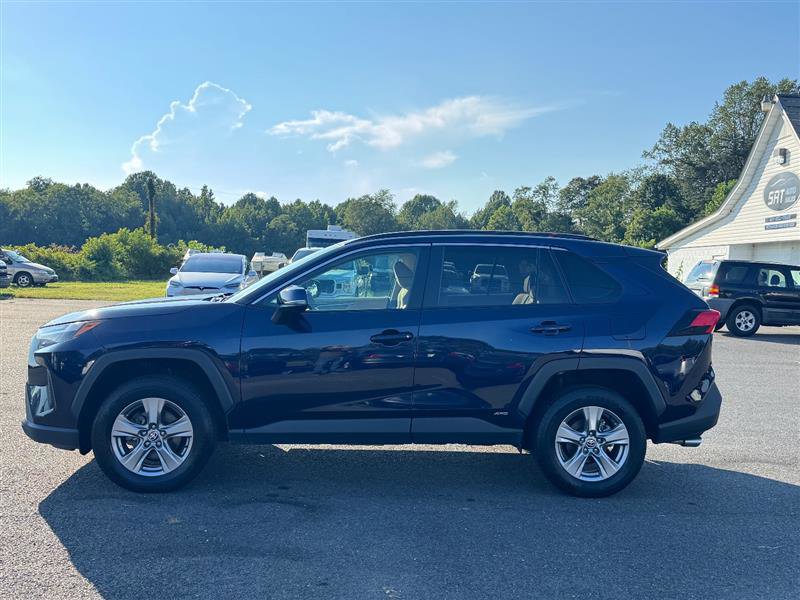 Used 2022 Toyota RAV4 XLE image 11