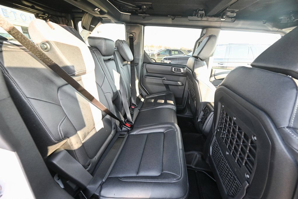 New 2025 Ford Bronco Badlands AWD/4WD image 24