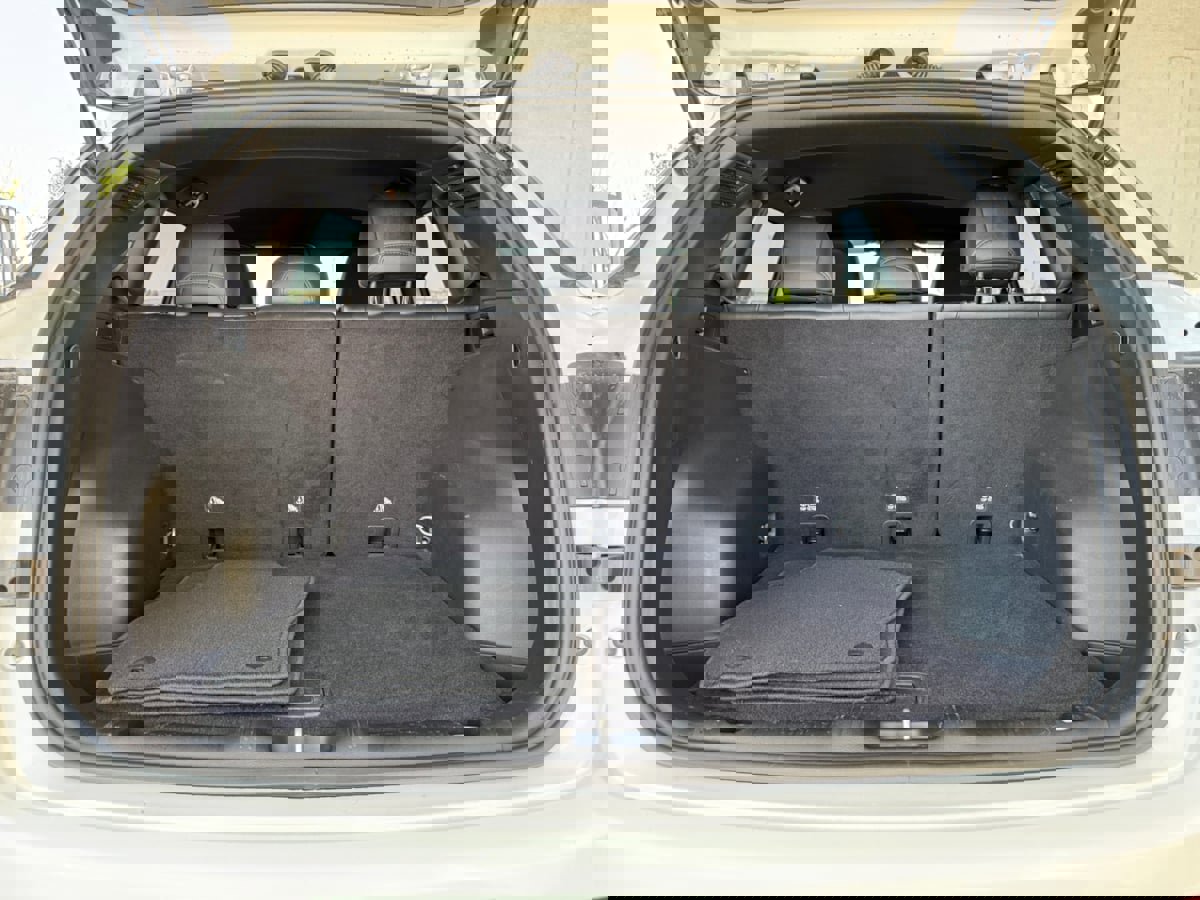 Used 2024 Jeep Compass Latitude image 19