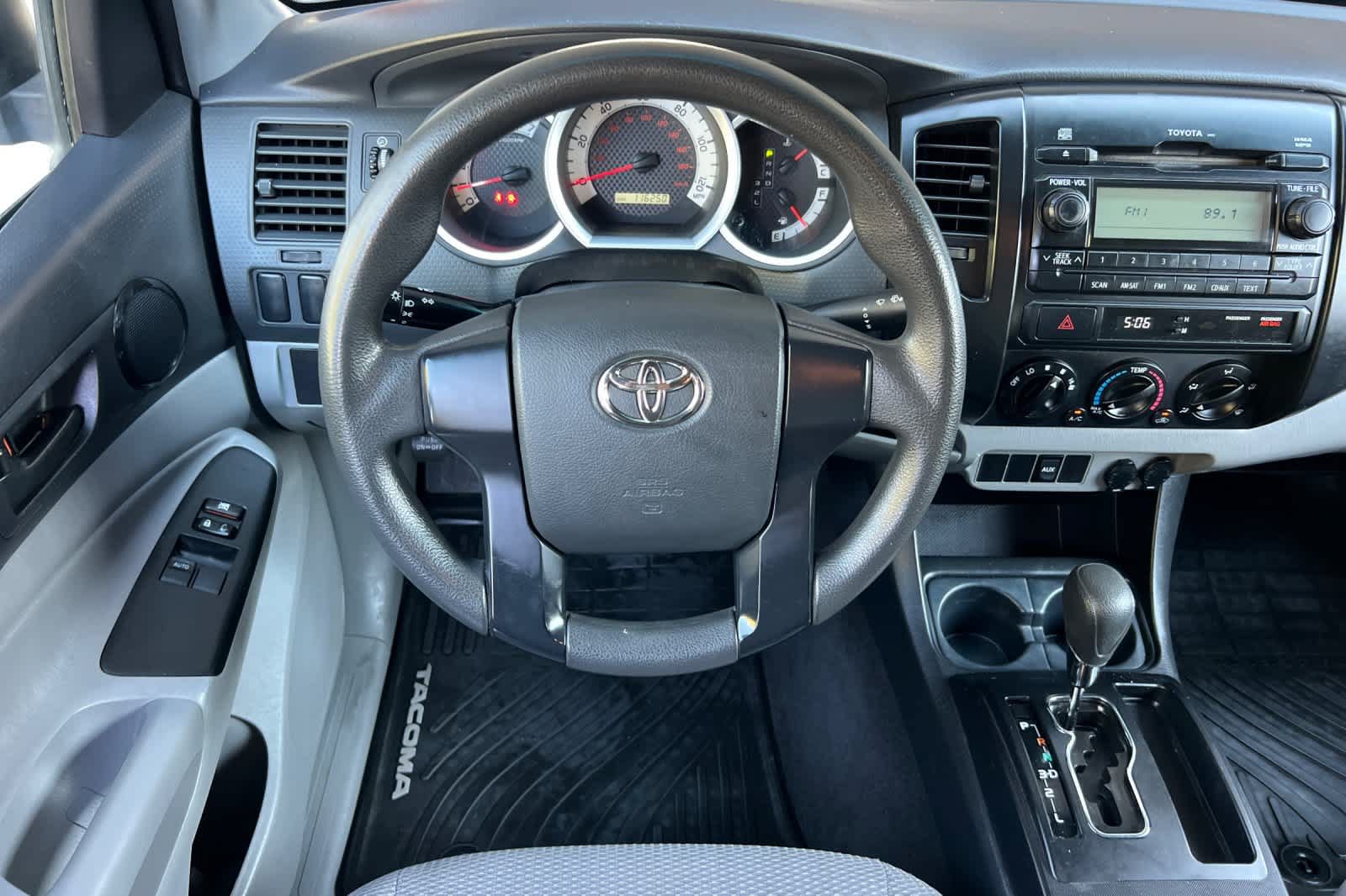 Used 2012 Toyota Tacoma 2WD Access Cab image 15
