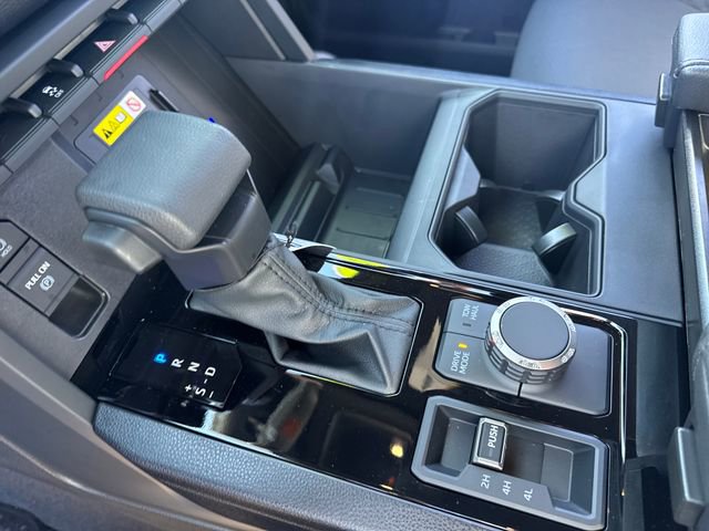 New 2026 Toyota Tundra SR5 AWD/4WD image 17