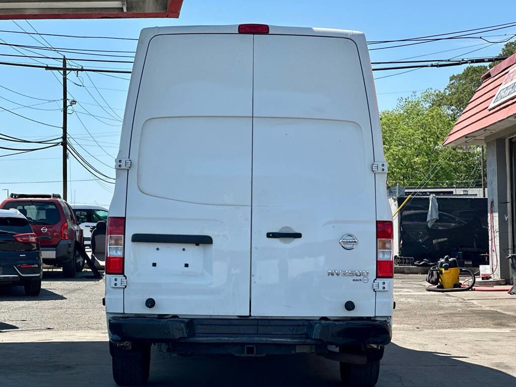 Used 2021 Nissan NV 2500 SV image 6