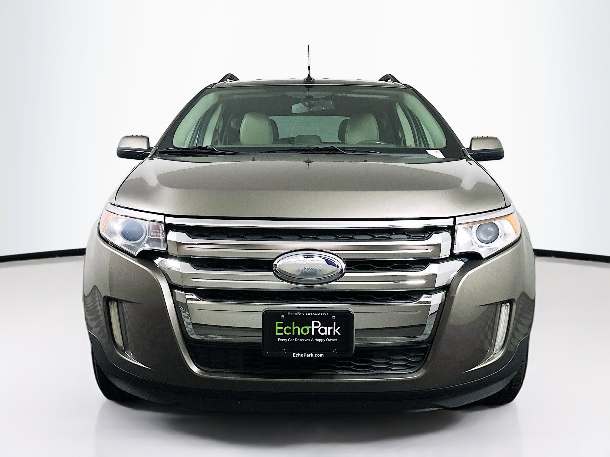 Used 2014 Ford Edge Limited AWD/4WD image 2