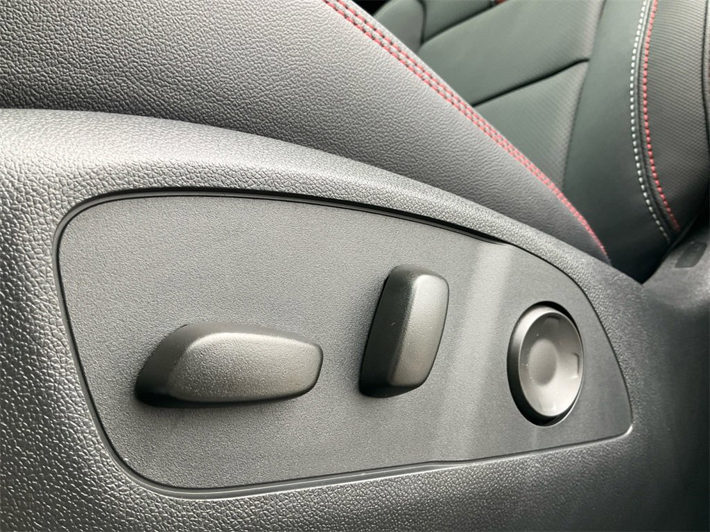 New 2026 Chevrolet Traverse RS w/ LPO, Floor Liner Package image 35