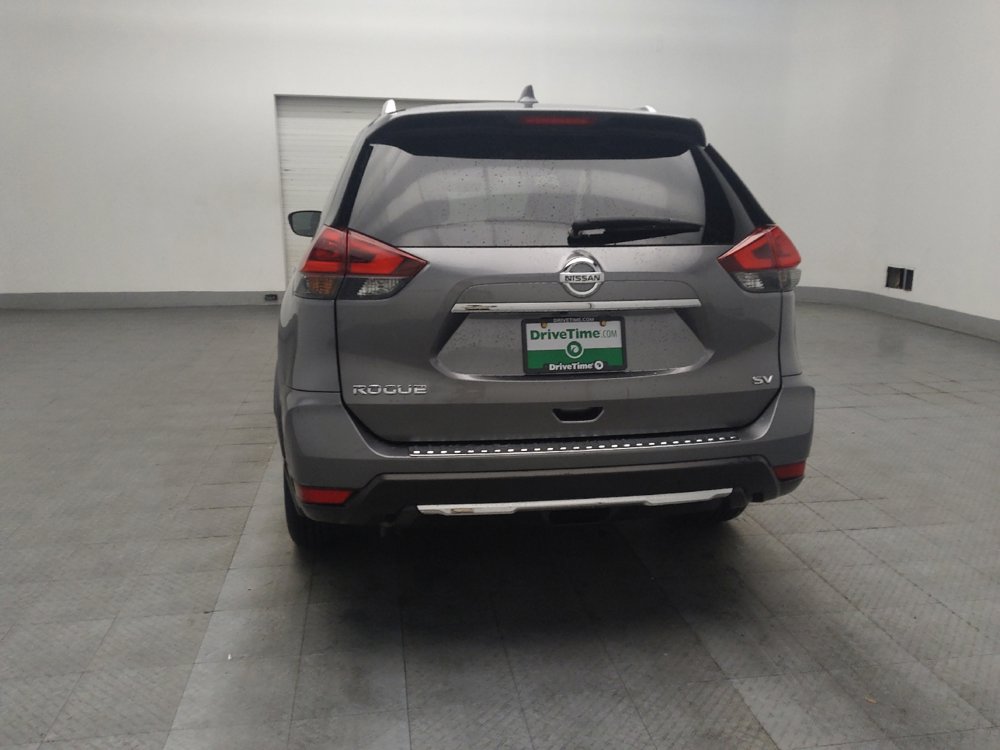 Used 2018 Nissan Rogue SV FWD image 6