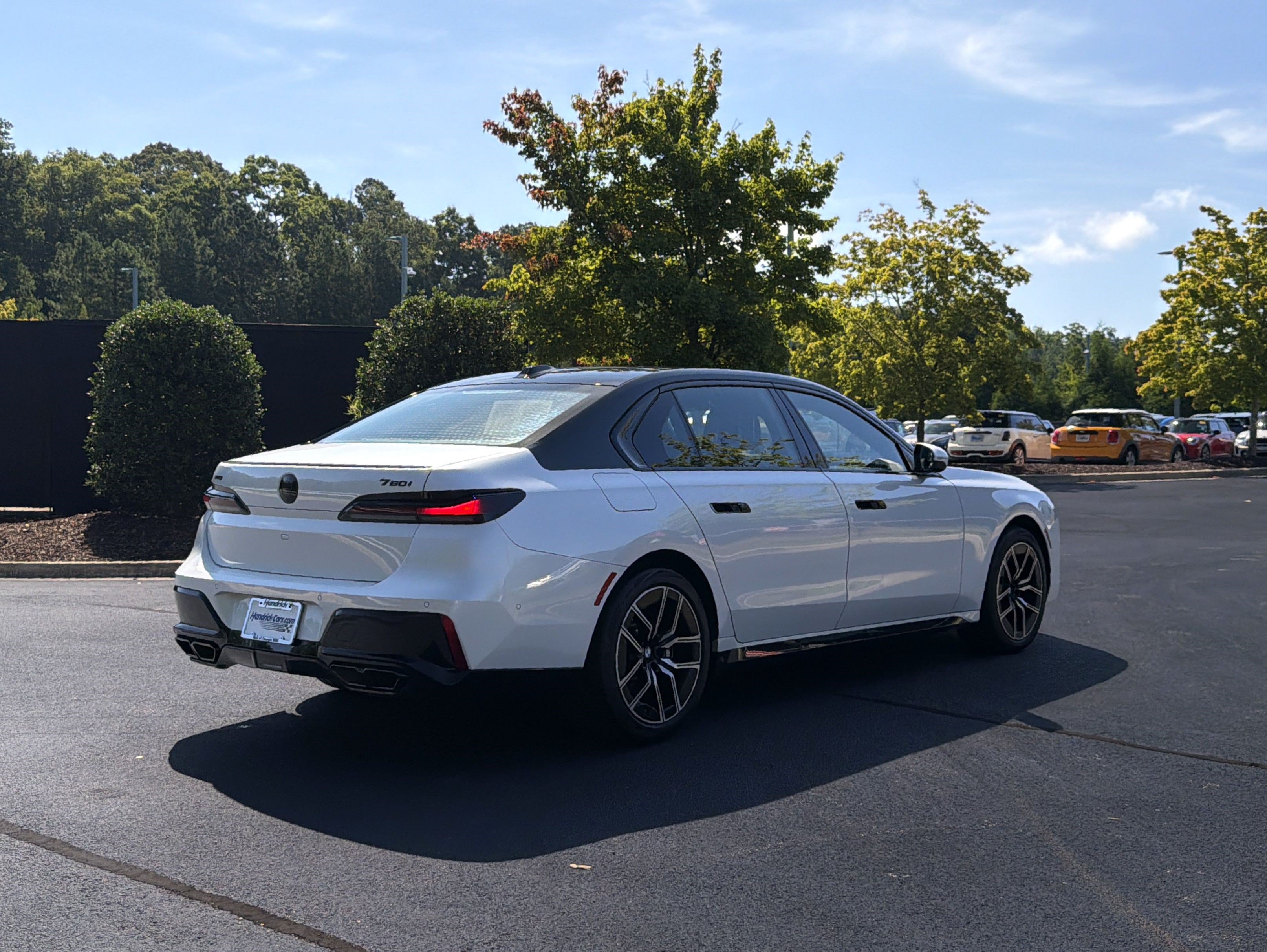 Used 2023 BMW 760i xDrive AWD/4WD image 3