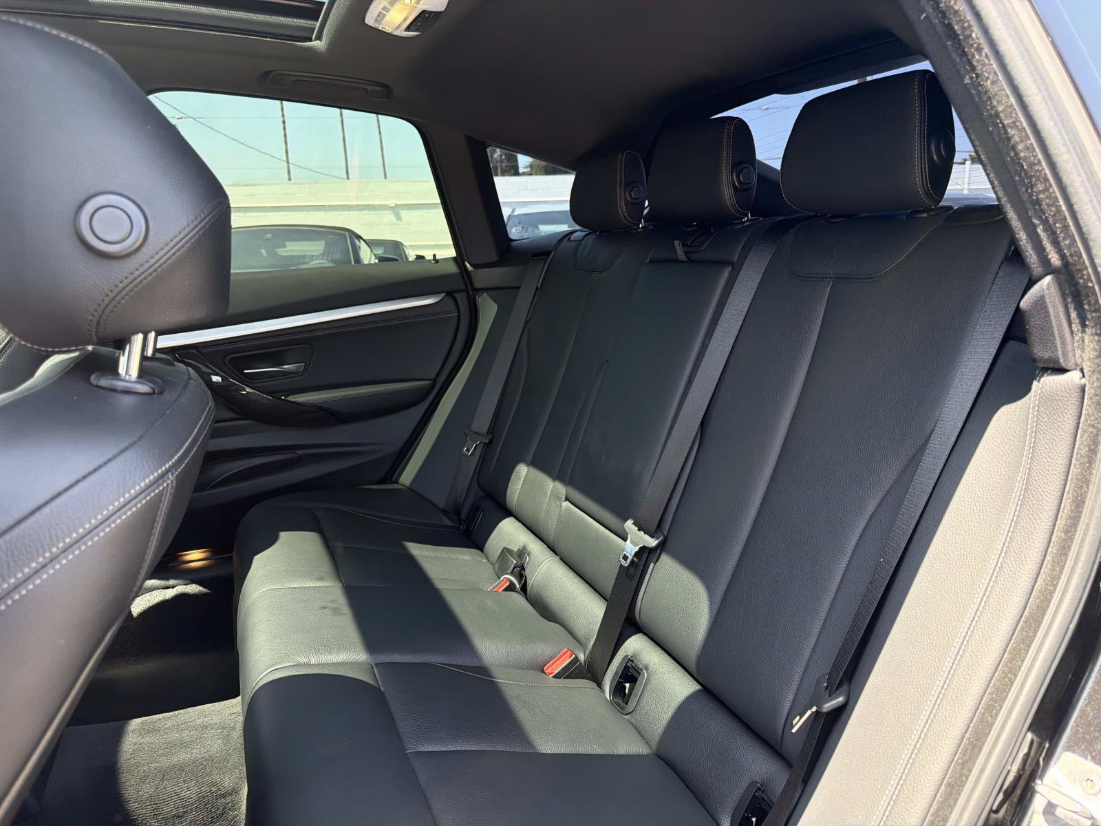 Used 2018 BMW 340i Gran Turismo xDrive AWD/4WD image 27