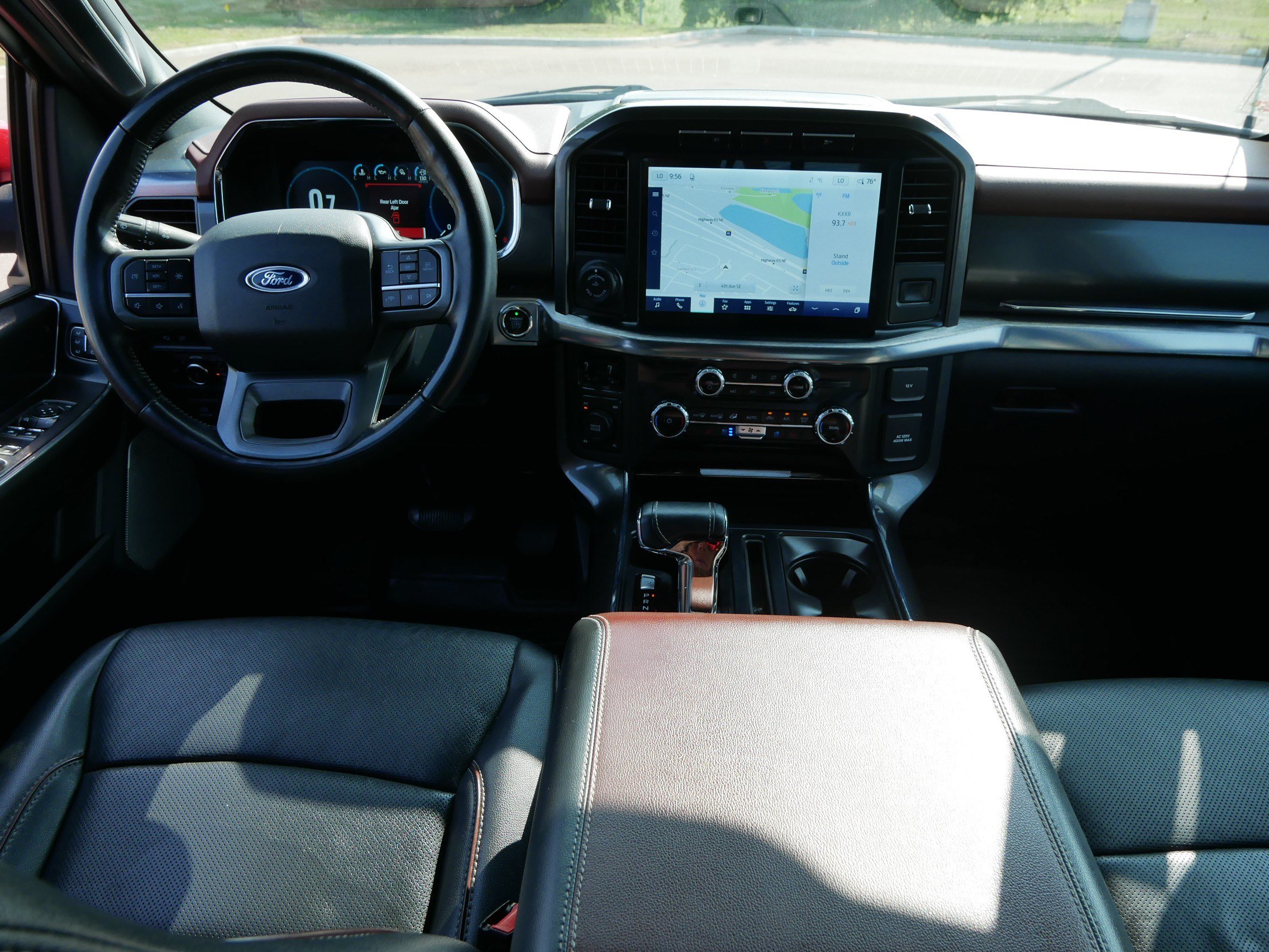 Used 2022 Ford F150 Lariat AWD/4WD image 10