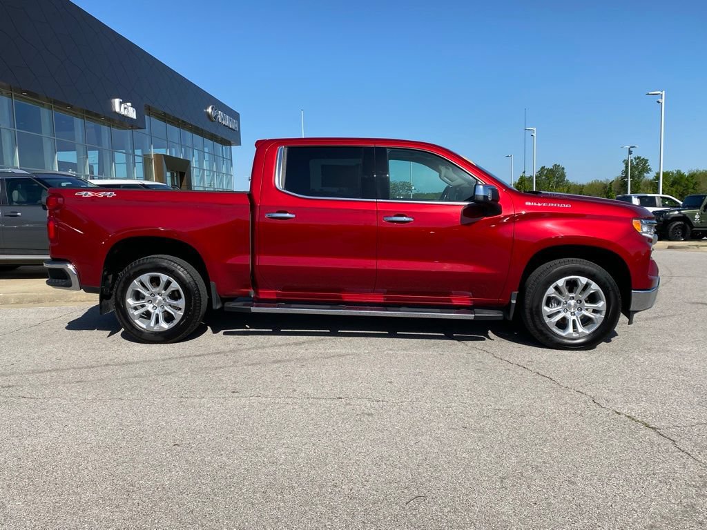 Used 2024 Chevrolet Silverado 1500 LTZ w/ LTZ Premium Package AWD/4WD image 9