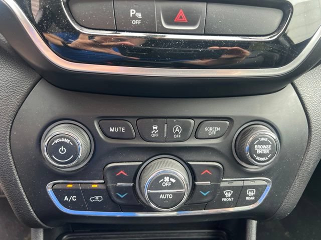 Used 2019 Jeep Cherokee Limited AWD/4WD image 28