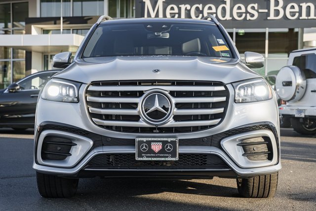 Certified 2025 Mercedes-Benz GLS 450 4MATIC image 2