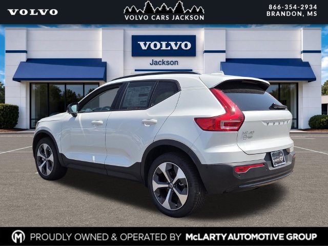 Certified 2026 Volvo XC40 B5 Plus w/ Protection Package Premier AWD/4WD image 6
