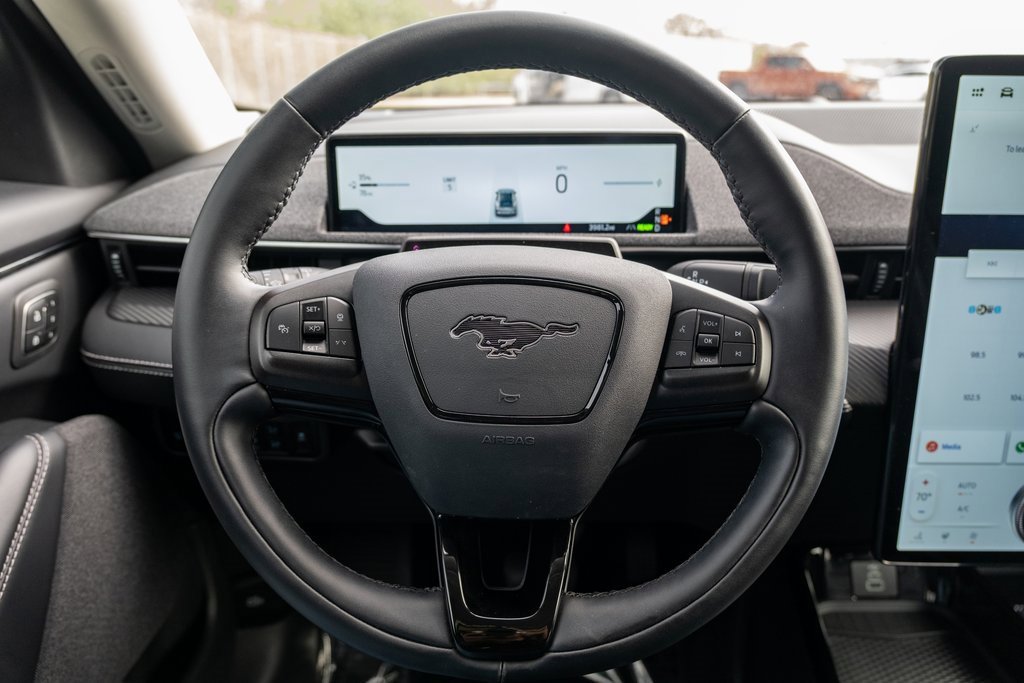 Used 2025 Ford Mustang Mach-E Premium image 23