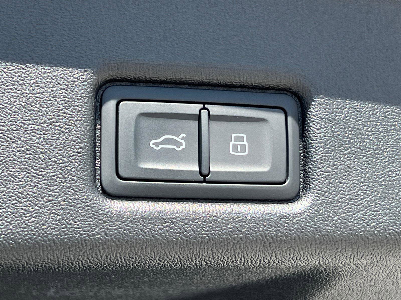 New 2026 Audi SQ5 Premium Plus AWD/4WD image 13