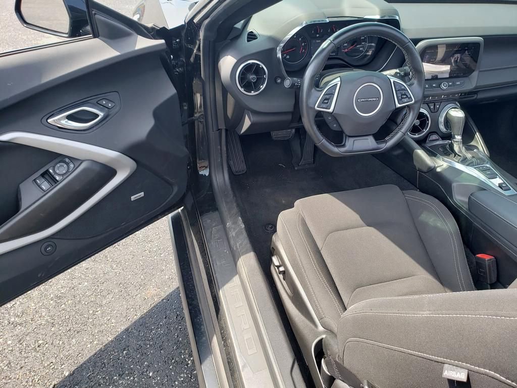 Used 2021 Chevrolet Camaro LT image 11