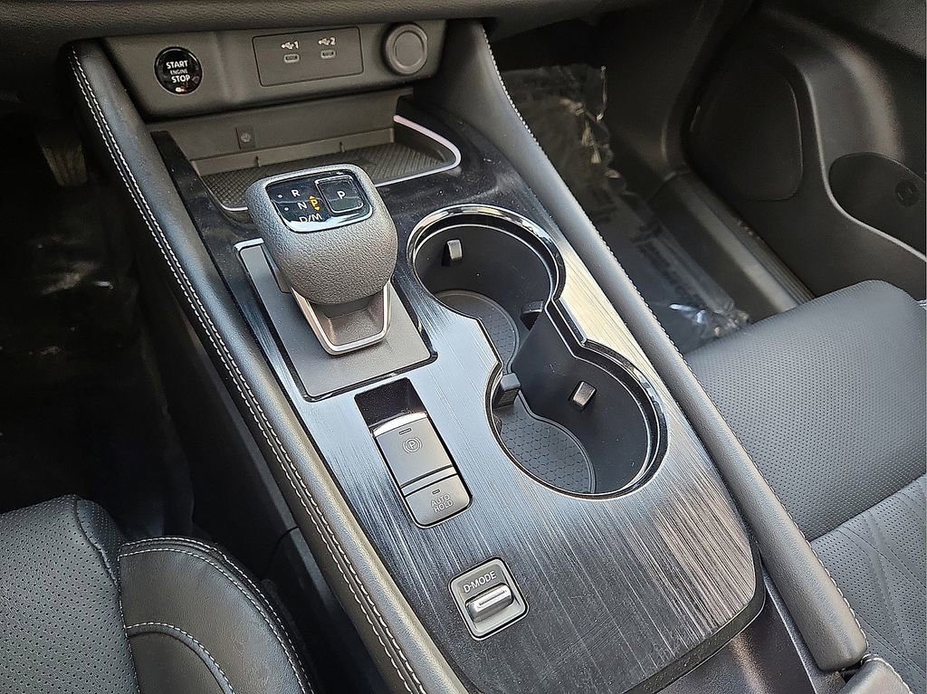 Used 2024 Nissan Rogue Platinum w/ Platinum Premium Package image 31