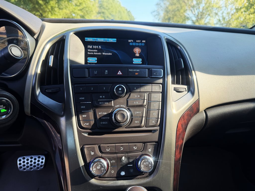 Used 2016 Buick Verano Premium w/ Driver Confidence Package FWD image 13