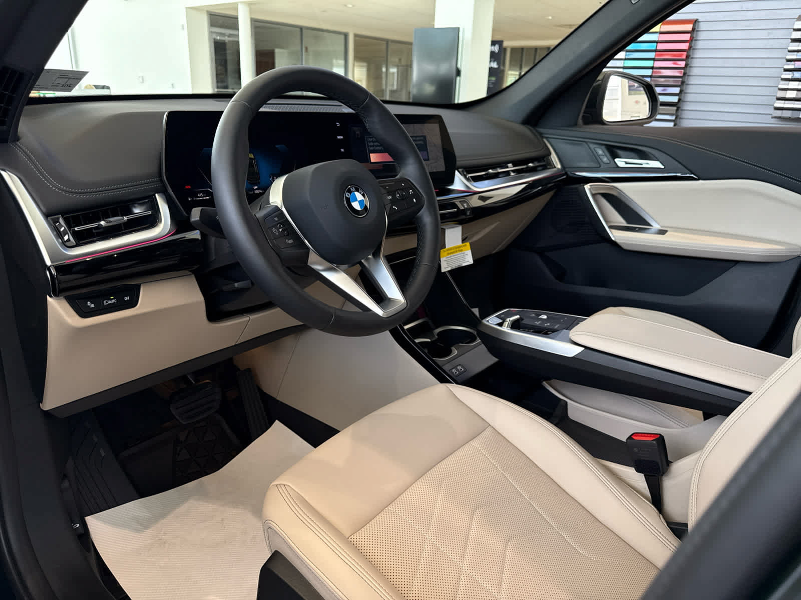 Used 2025 BMW X1 xDrive28i w/ Convenience Package AWD/4WD image 11