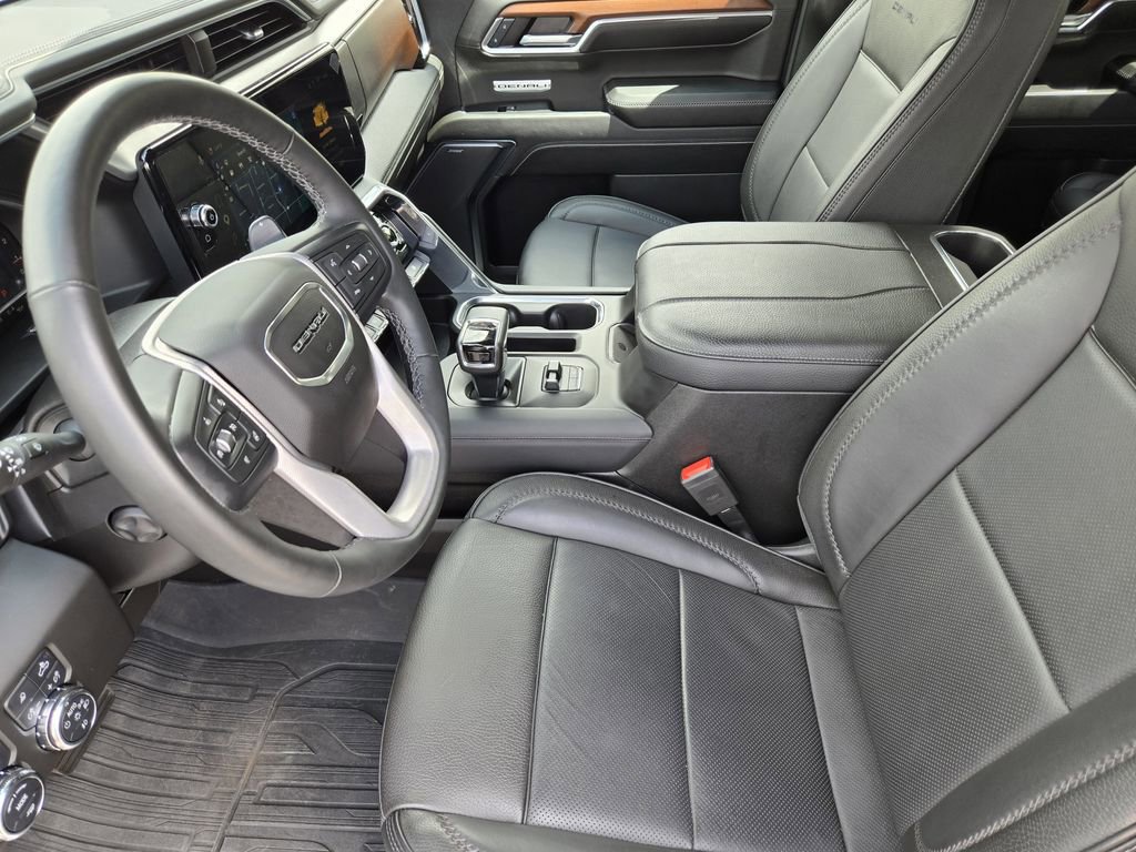 Certified 2023 GMC Sierra 1500 Denali w/ Denali Reserve Package AWD/4WD image 8