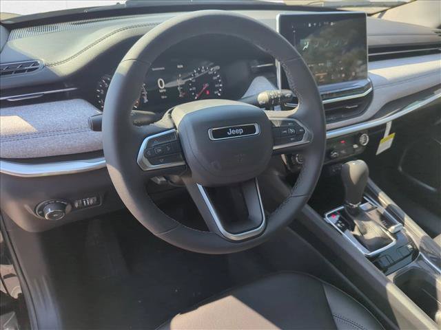 New 2024 Jeep Compass Latitude AWD/4WD image 3