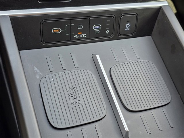 Used 2024 Hyundai Santa Fe Limited image 23