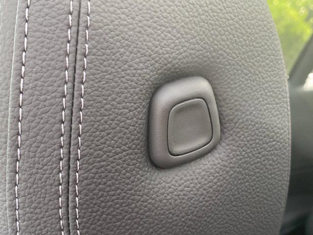 Certified 2025 Mercedes-Benz GLS 450 4MATIC image 40