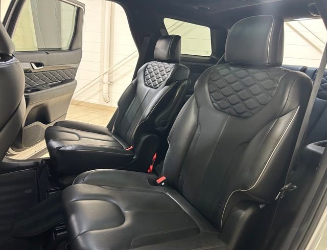 Used 2021 Hyundai Palisade Calligraphy w/ Winter Package image 12