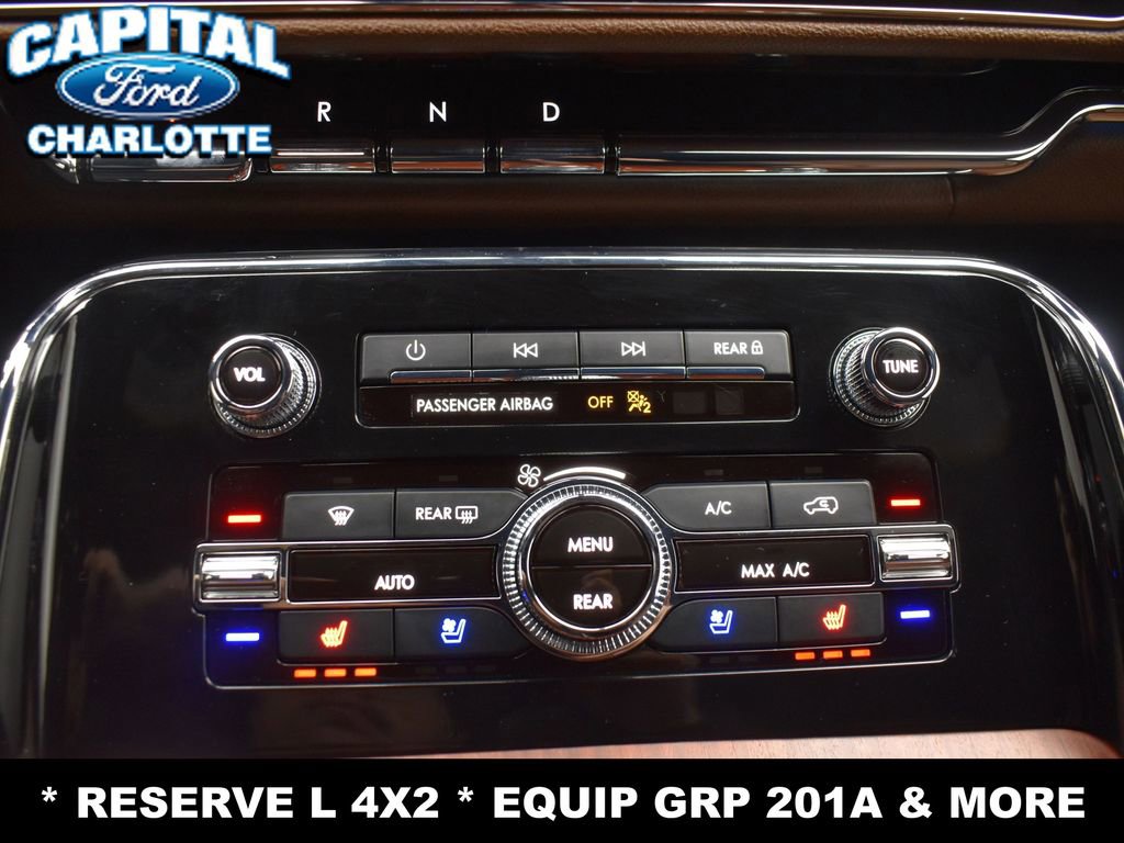 Used 2023 Lincoln Navigator L Reserve image 17