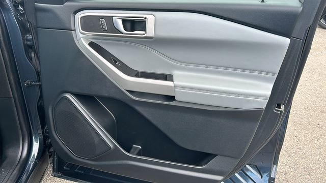 Certified 2022 Ford Explorer XLT w/ Equipment Group 202A image 10