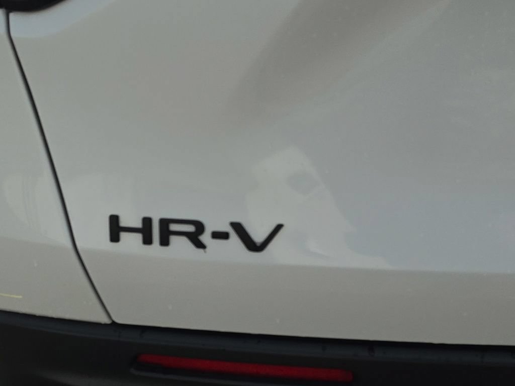 Certified 2026 Honda HR-V Sport image 7
