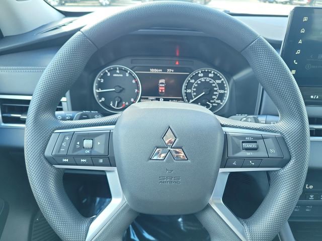 New 2026 Mitsubishi Outlander ES image 22