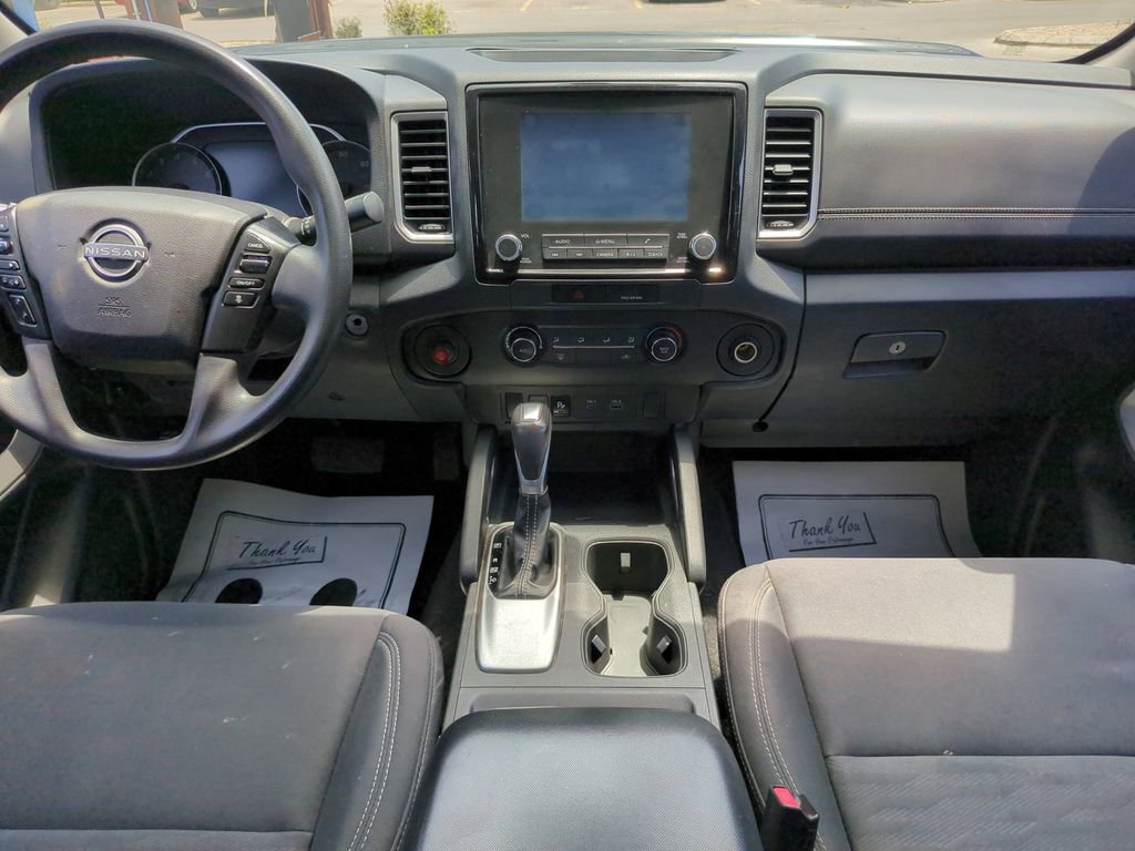 Used 2022 Nissan Frontier SV w/ Technology Package RWD image 17