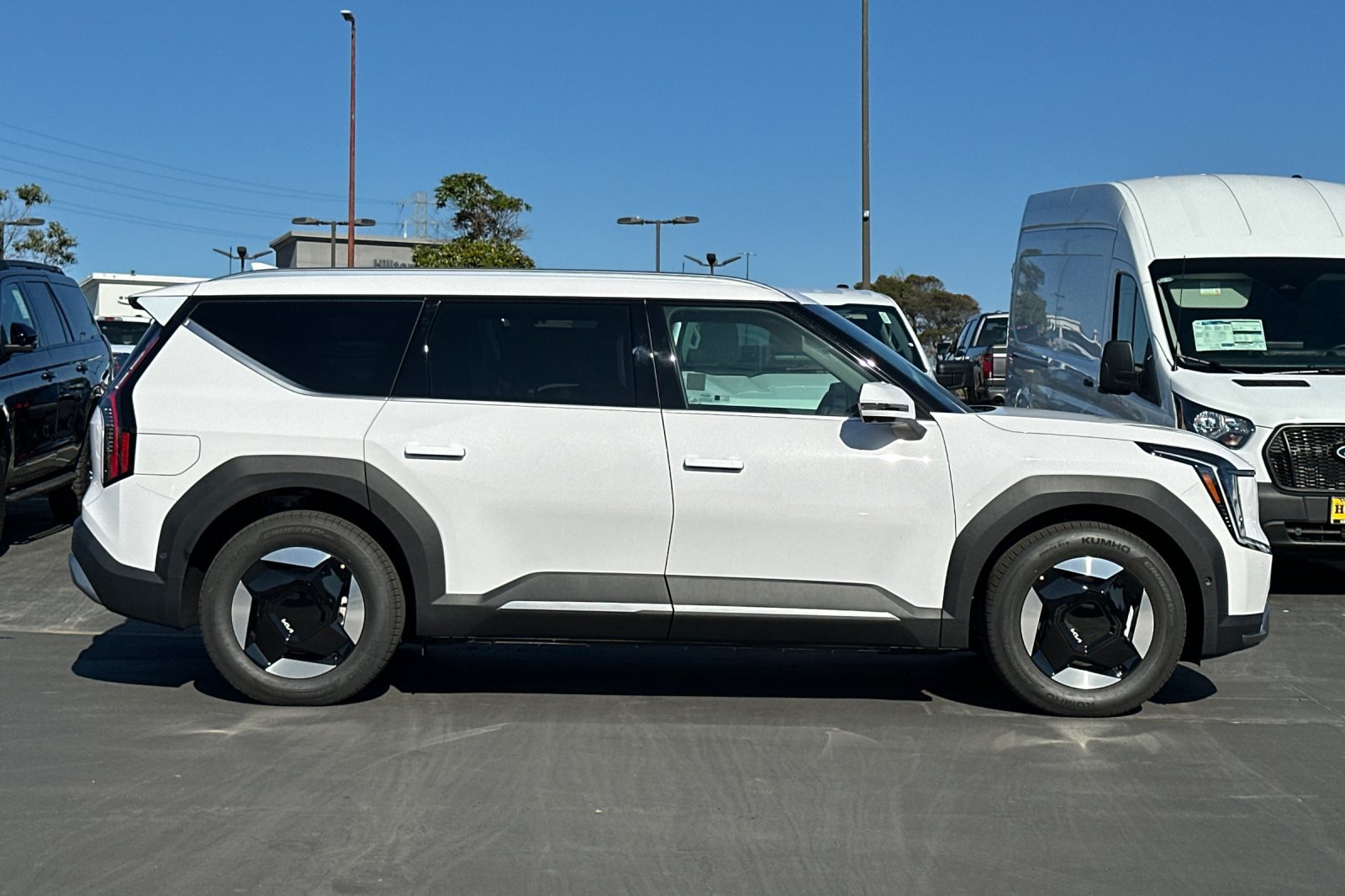 New 2026 Kia EV9 Wind AWD/4WD image 3