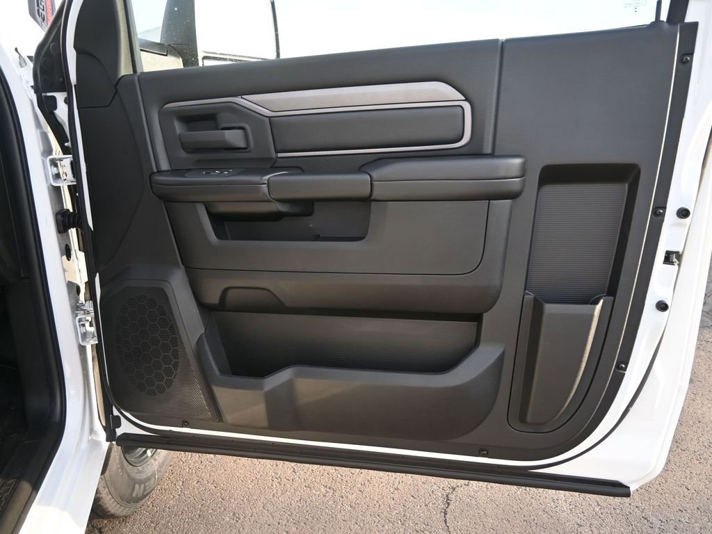 New 2026 RAM 3500 Tradesman image 25