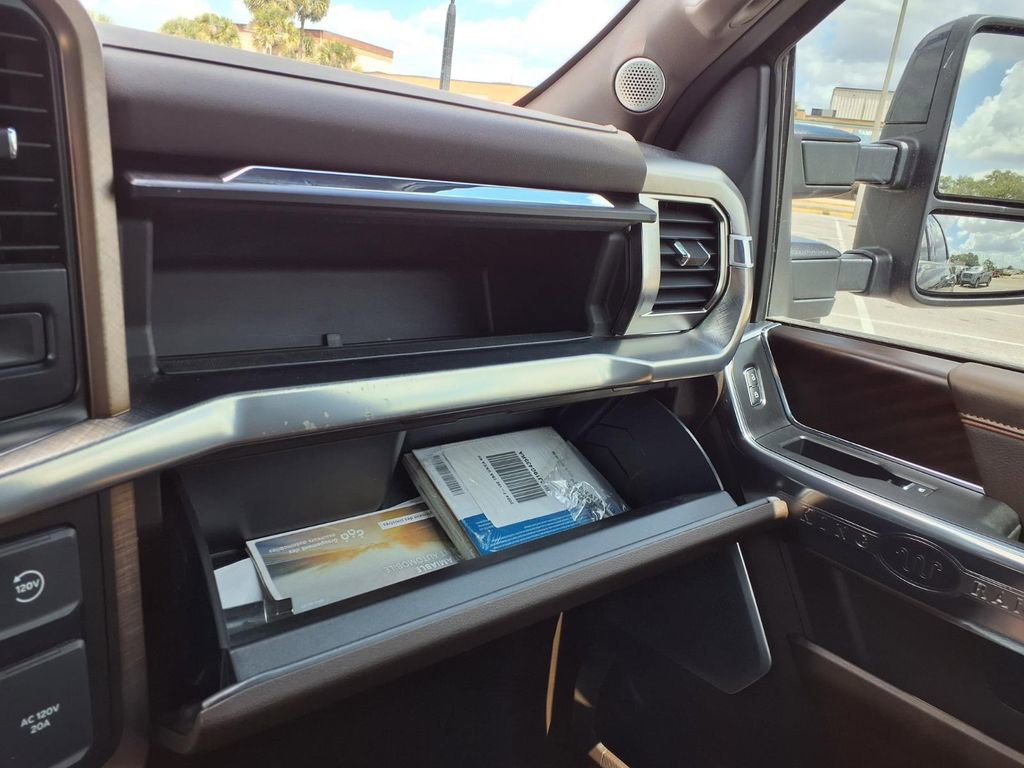 Used 2024 Ford F150 King Ranch w/ FX4 Off-Road Package image 34