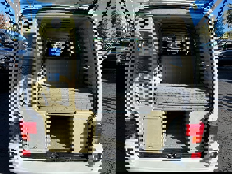 Used 2000 Volkswagen Eurovan MV image 25