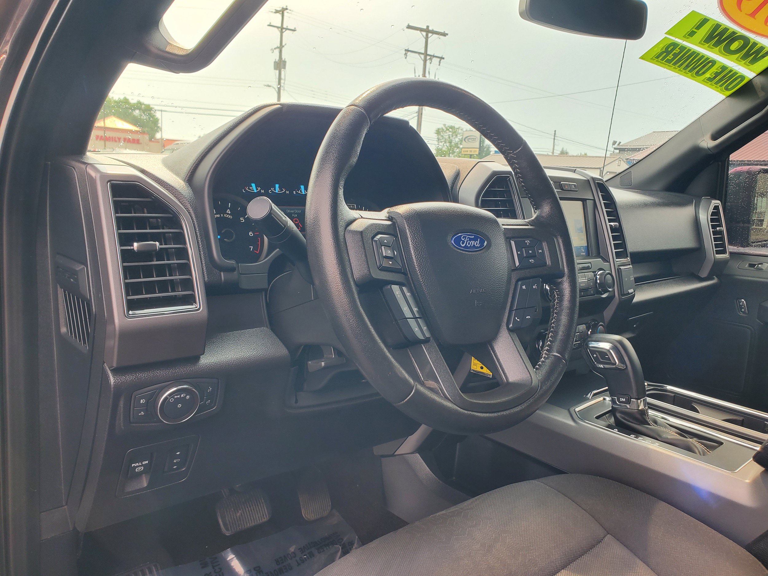 Used 2019 Ford F150 XLT w/ Equipment Group 302A Luxury AWD/4WD image 12