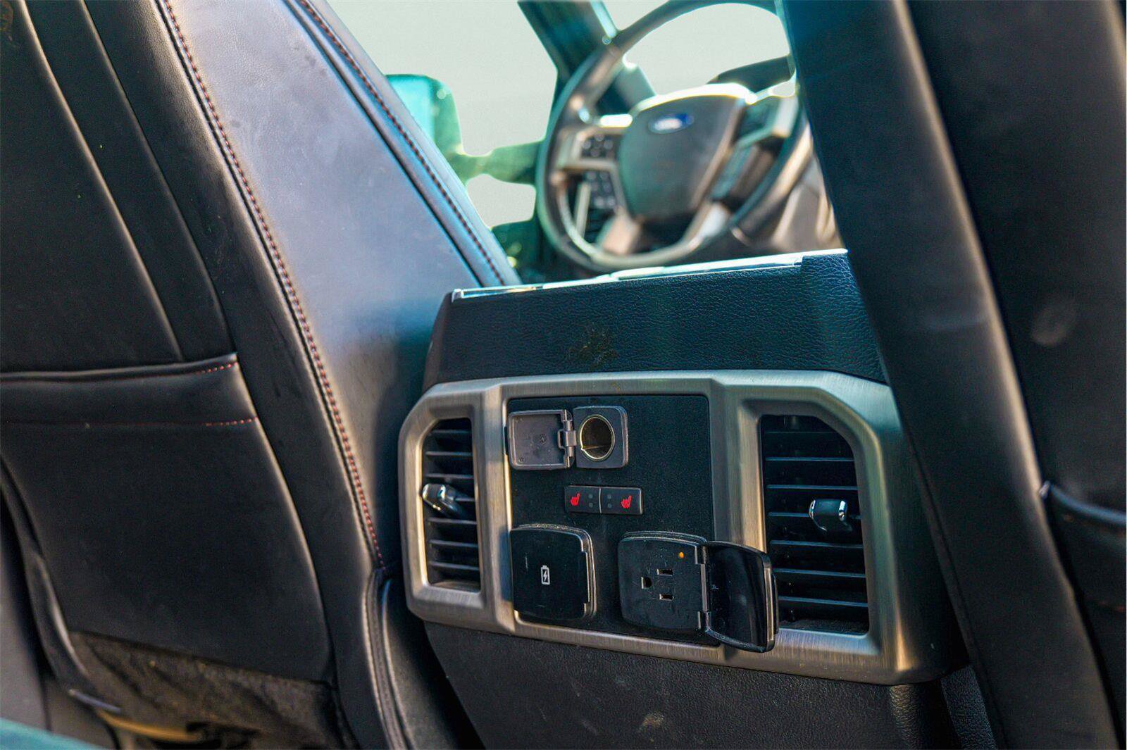 Used 2021 Ford F250 Platinum w/ FX4 Off-Road Package AWD/4WD image 16