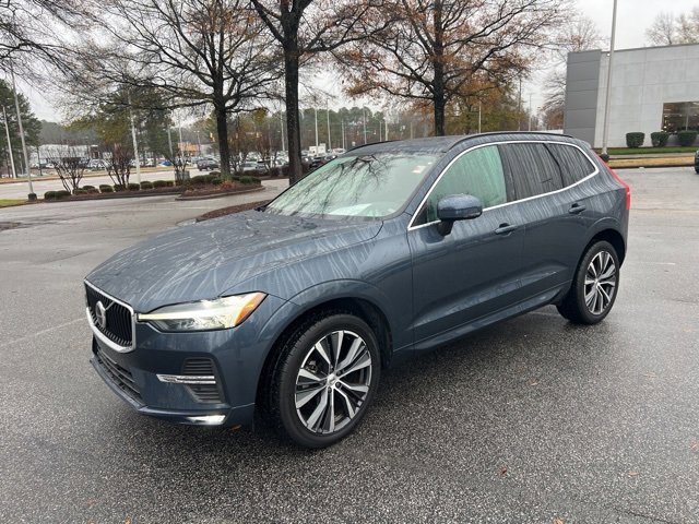 Used 2022 Volvo XC60 B5 Momentum w/ Protection Package Premier