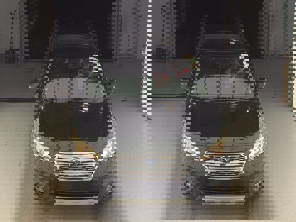 Used 2015 Subaru Outback 2.5i Limited image 3