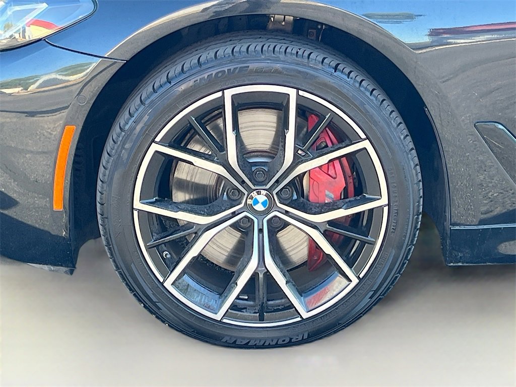 Used 2023 BMW 540i w/ M Sport Package image 33