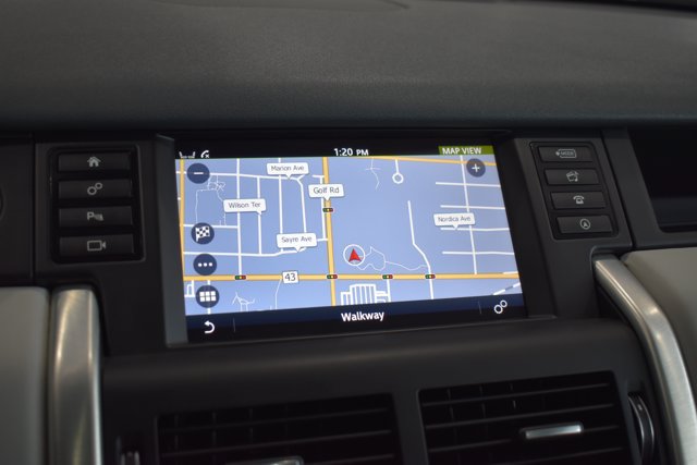 Used 2019 Land Rover Discovery Sport HSE AWD/4WD image 17