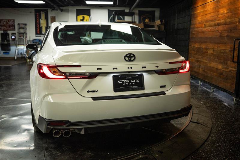 Used 2025 Toyota Camry SE w/ Multimedia Upgrade Package FWD image 6