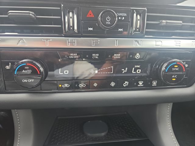 New 2026 Nissan Pathfinder SL AWD/4WD image 16