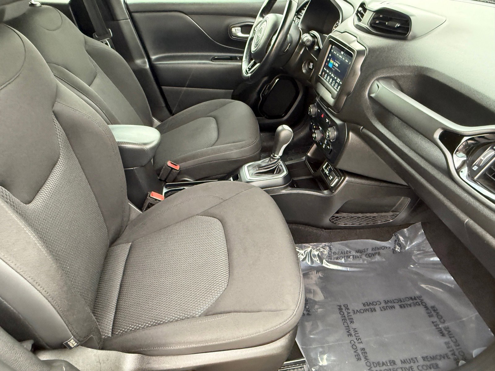 Used 2020 Jeep Renegade Altitude image 29