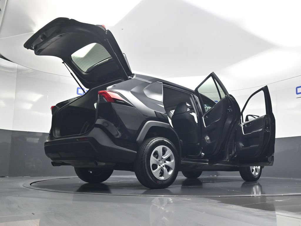 Used 2024 Toyota RAV4 LE image 60