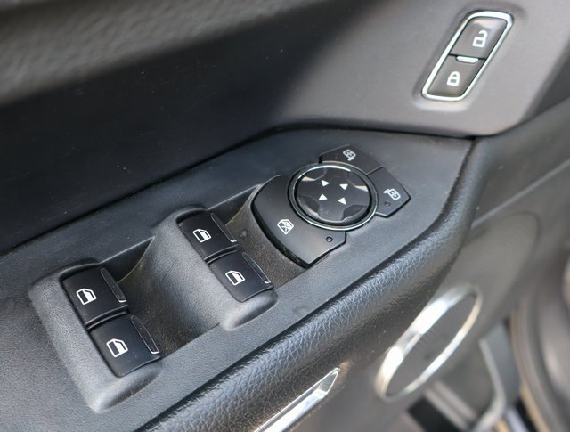 Used 2019 Ford Expedition Max XLT image 17