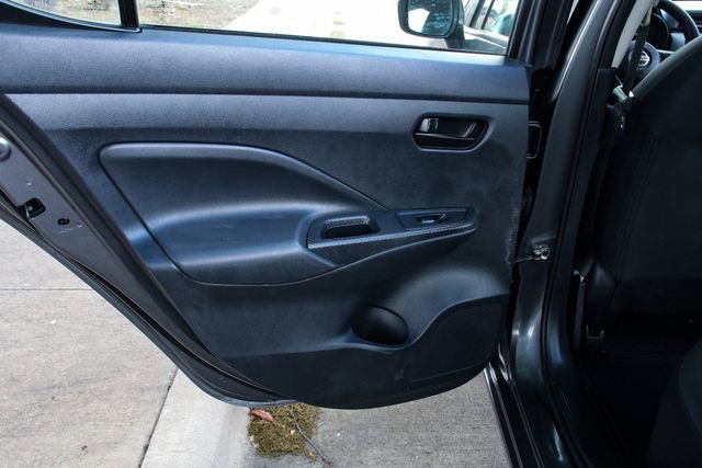 Used 2021 Nissan Versa S image 35